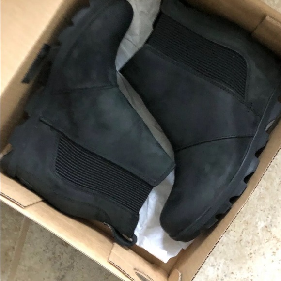 Sorel shoes - Picture 10 of 13